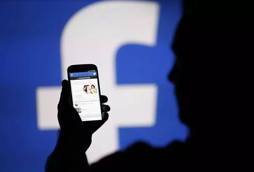 15 Statistiche sulle App di Facebook per i dispositivi mobili (Infografica)