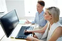 Differenza tra e-commerce classico e piattaforma e-commerce per servizi